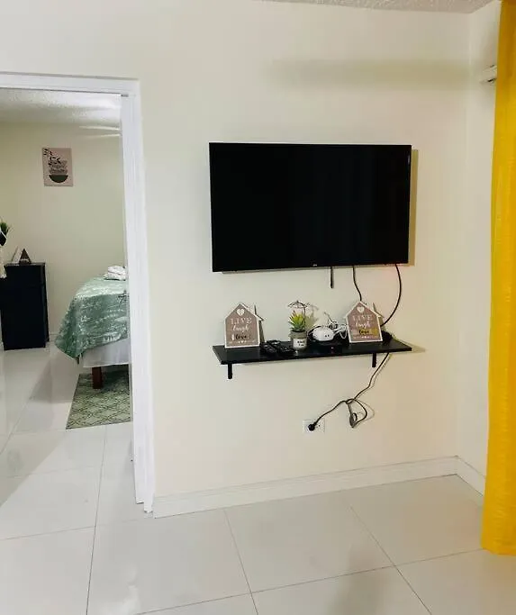 Serenity Escape Half Way Tree Apartment